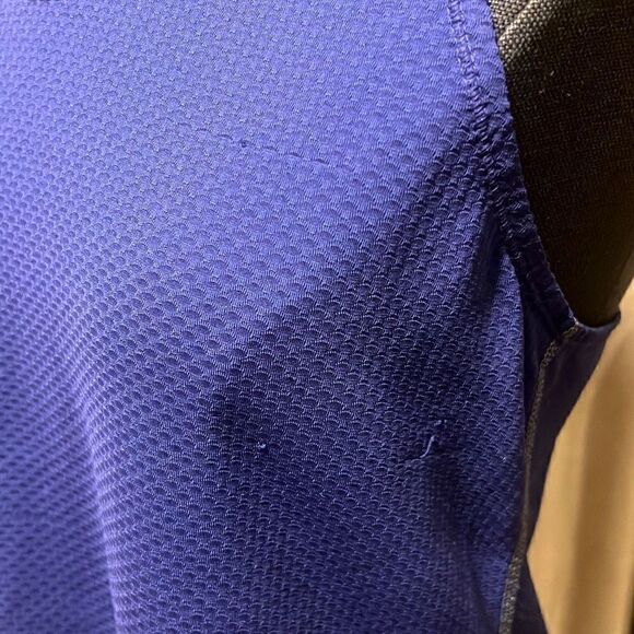 Under Armour Women's Purple Heat Gear Racerback Semi-Fitted Athletic Tank - Picture 3 of 7